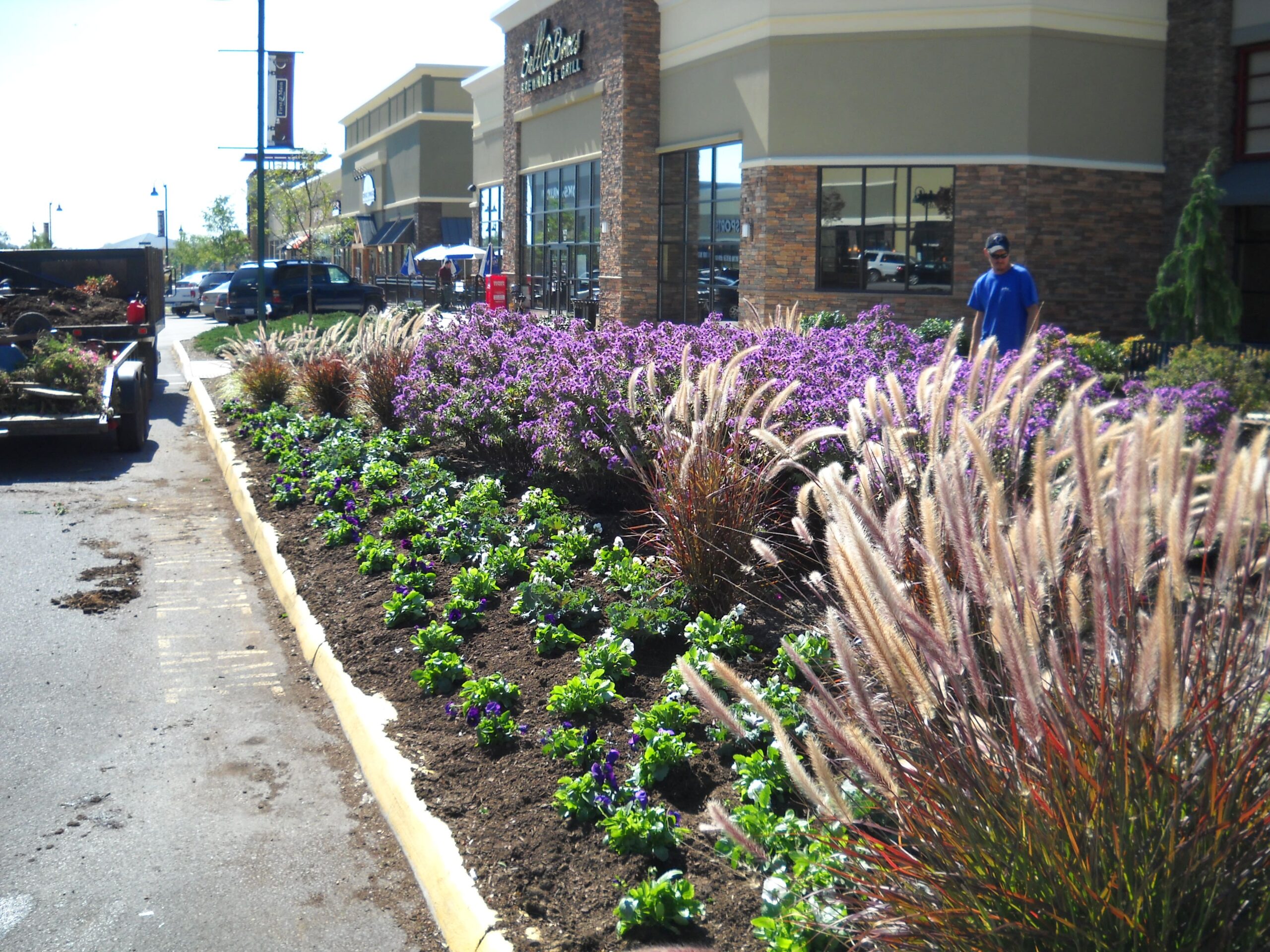 valley_landscaping_commercial_13